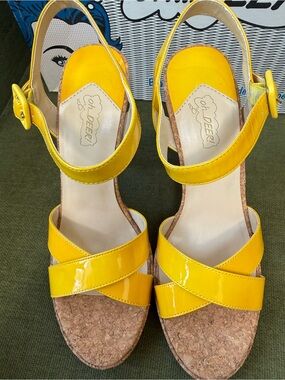 Oh Deer! Yellow Patent Cork Wedge Sandals Mae 8.5